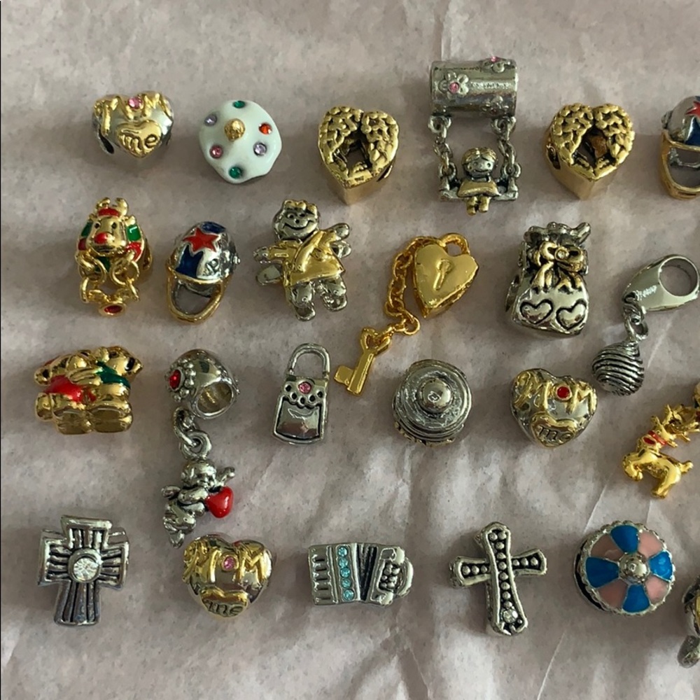 Charms 30 pieces lot - Picture 2 of 3